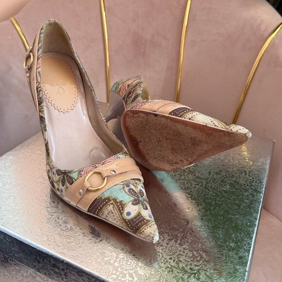 Pre-Loved: ALDO Chic Boho Patterned 4" Stiletto Heels! [Size 37] - Picture 6 of 7